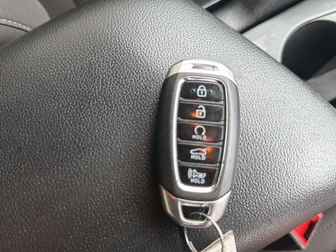 Used 2022 Hyundai Elantra SEL w/ Cargo Package FWD image 37