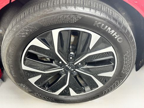 Used 2024 Kia EV6 GT-Line image 11