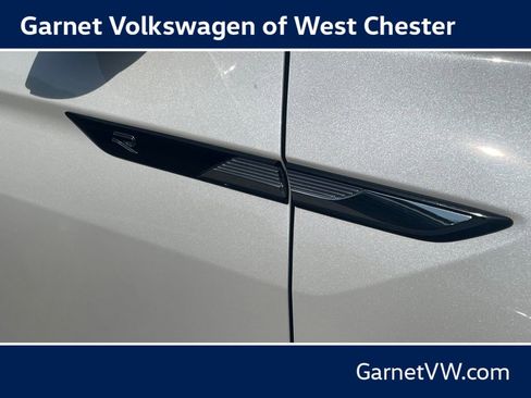 Certified 2024 Volkswagen Tiguan SE R-Line AWD/4WD image 29