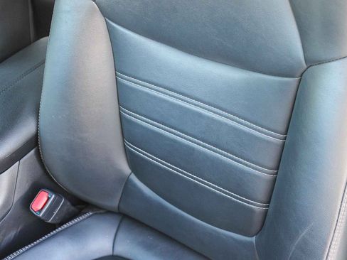 Used 2021 Toyota RAV4 XLE Premium image 23