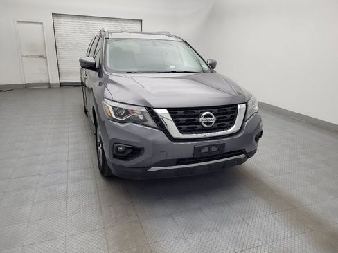 Used 2018 Nissan Pathfinder SV AWD/4WD image 14