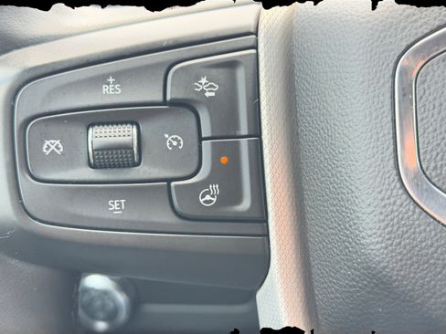 Used 2023 GMC Yukon XL Denali AWD/4WD image 21