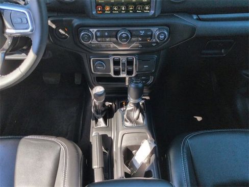 Certified 2023 Jeep Wrangler Unlimited Sahara w/ Cold Weather Group image 18