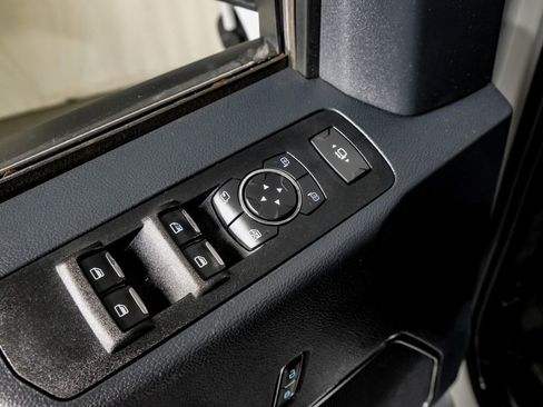 Used 2022 Ford F350 Lariat image 33