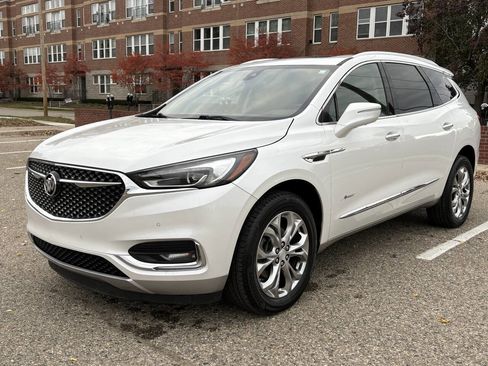 Used 2018 Buick Enclave Avenir image 21