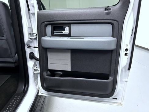 Used 2013 Ford F150 XLT w/ XLT Convenience Pkg AWD/4WD image 17