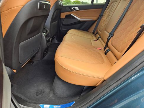 Used 2024 BMW X5 sDrive40i w/ Premium Package RWD image 10