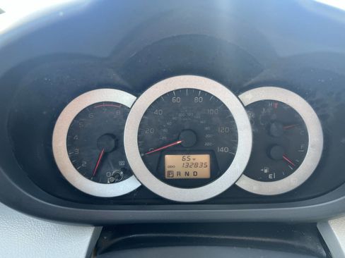 Used 2012 Toyota RAV4 FWD w/ Value Pkg image 10