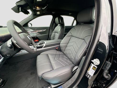 New 2026 BMW 760i xDrive 760i xDrive w/ Executive Package image 15