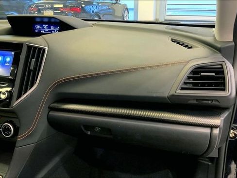 Used 2022 Subaru Crosstrek 2.0i Premium image 18