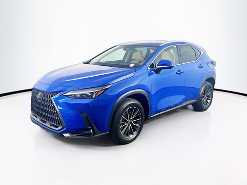 Used 2025 Lexus NX 250 FWD w/ Accessory Package (Z1) image 3