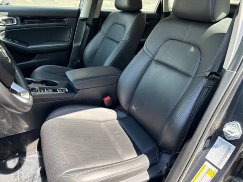 Used 2023 Honda Civic Touring image 14