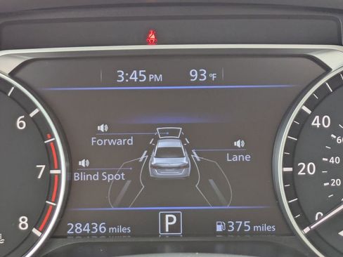 Used 2025 Nissan Altima 2.5 SV image 15