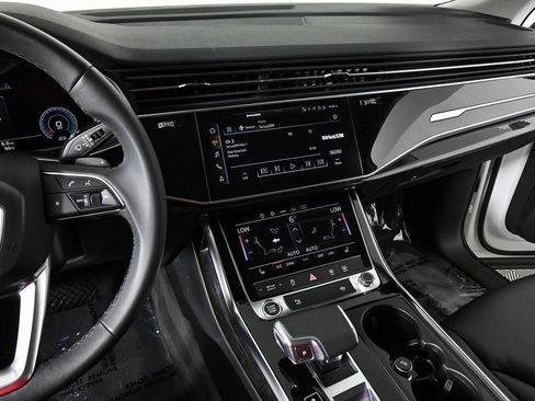Used 2022 Audi Q7 3.0T Premium image 13