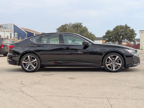 Certified 2025 Acura TLX w/ Technology Package image 3