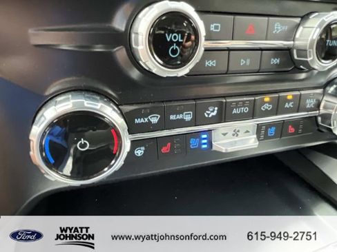 Certified 2025 Ford F450 Lariat w/ Chrome Package AWD/4WD image 38