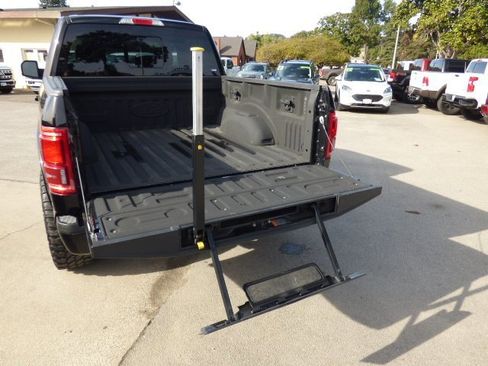 Used 2016 Ford F150 Lariat w/ Equipment Group 502A Luxury image 13