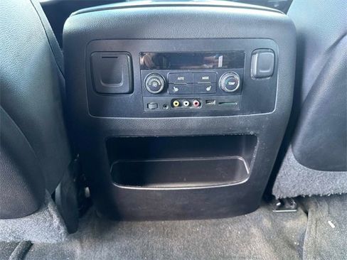 Used 2016 Chevrolet Suburban LTZ image 13