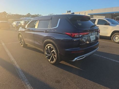 Used 2024 Mitsubishi Outlander SE Black Edition image 13