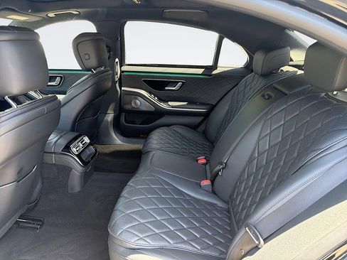 Used 2022 Mercedes-Benz S 580 4MATIC Sedan image 22