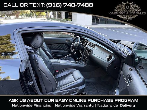 Used 2013 Ford Mustang GT Premium w/ Comfort Pkg RWD image 11