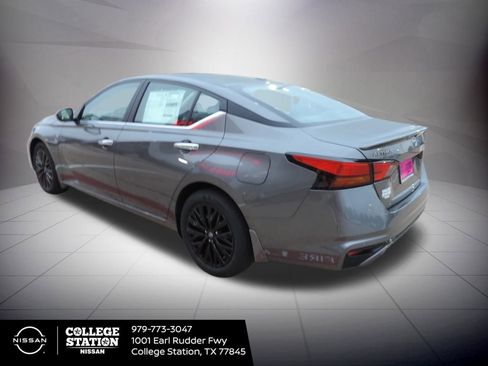 New 2025 Nissan Altima 2.5 SV w/ SV Special Edition Package image 6