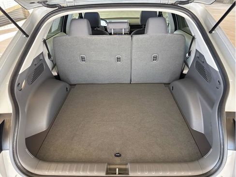 Used 2024 Hyundai Ioniq 5 SE image 12