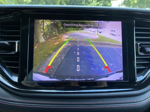 Used 2022 Dodge Durango R/T w/ Blacktop Package AWD/4WD image 26