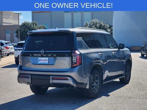 Used 2025 Nissan Armada SV image 4
