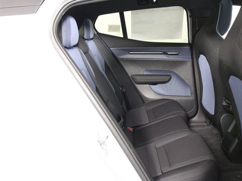 New 2026 Volvo EX30 Ultra image 11