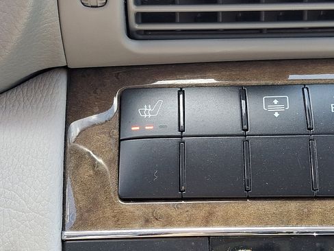 Used 2007 Mercedes-Benz C 230 Sedan image 24