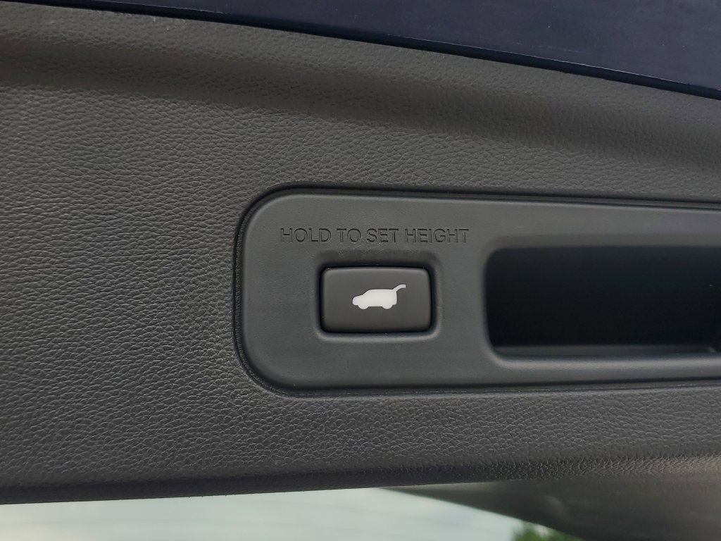 Certified 2023 Acura MDX w/ Technology Package FWD image 10