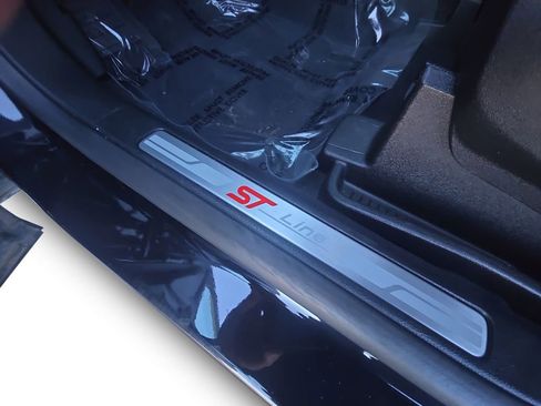 Used 2022 Ford Edge ST-Line w/ Class II Trailer Tow Package image 21