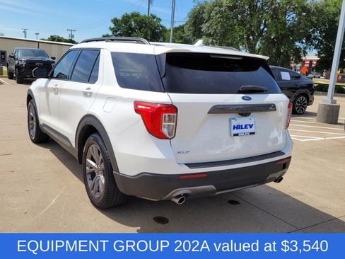 Used 2022 Ford Explorer XLT w/ Equipment Group 202A RWD image 3