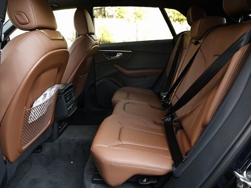 New 2026 Audi Q8 Premium image 25