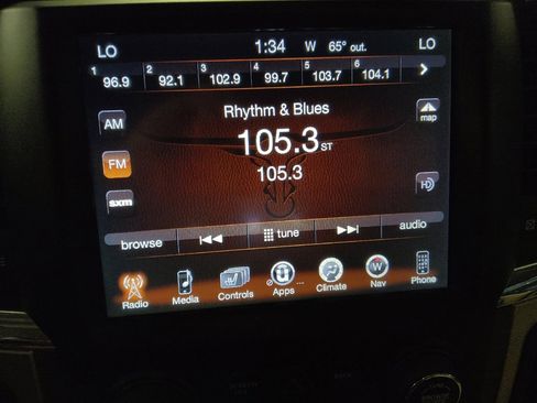 Used 2017 RAM 1500 Laramie w/ Convenience Group image 25