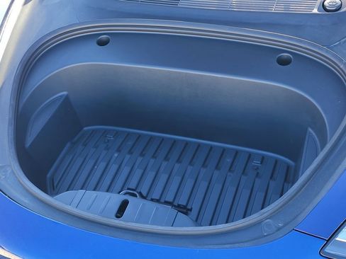 Used 2020 Tesla Model 3 Long Range image 26