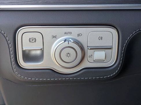 Used 2025 Mercedes-Benz GLE 53 AMG 4MATIC Coupe image 12