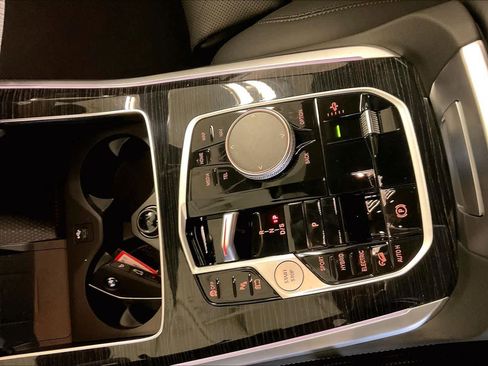 New 2026 BMW X5 xDrive50e AWD/4WD image 7