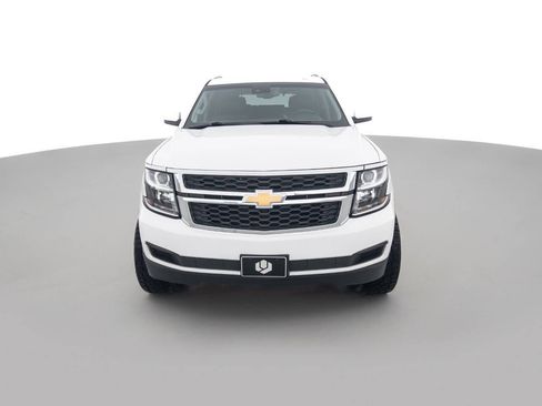 Used 2018 Chevrolet Tahoe LT image 2