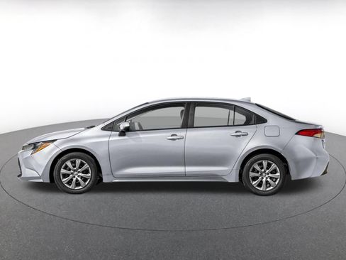 Used 2025 Toyota Corolla LE FWD image 3