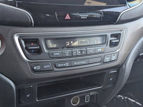 Certified 2023 Honda Passport TrailSport image 25
