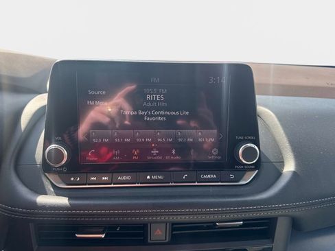 Certified 2023 Nissan Rogue SV image 16