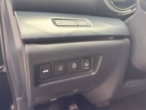 Used 2023 Nissan Maxima Platinum w/ Sport Mat Group image 16