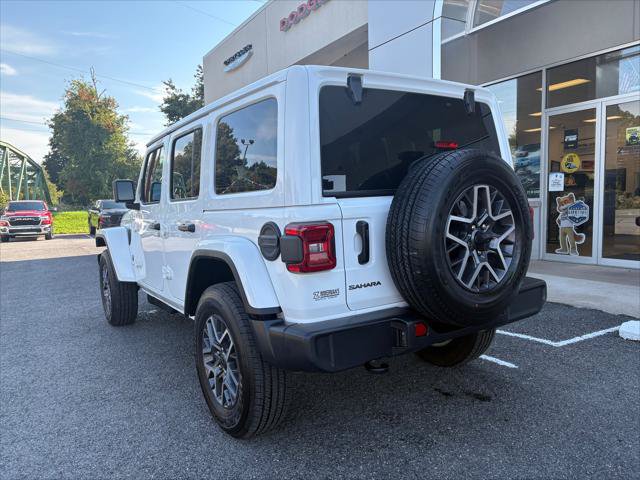 Certified 2026 Jeep Wrangler Unlimited Sahara AWD/4WD image 9