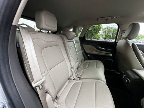 Certified 2024 Lincoln Corsair AWD w/ Equipment Group 101A image 38
