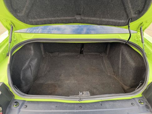 Used 2015 Dodge Challenger R/T image 35