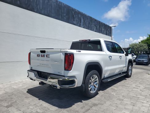 Used 2021 GMC Sierra 1500 SLT w/ SLT Premium Plus Package AWD/4WD image 6