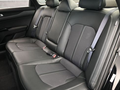 Used 2023 Kia K5 GT-Line image 32