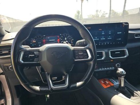 Used 2025 Ford Mustang Premium RWD image 5